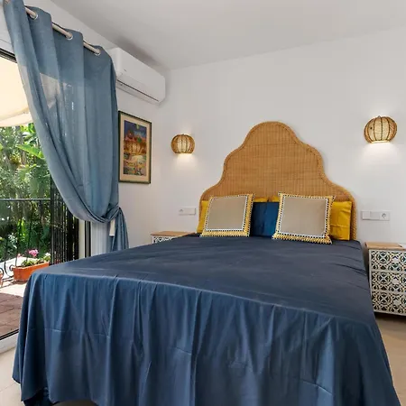 Villa 2 Bedroom With Private Pool Near Puerto Banus