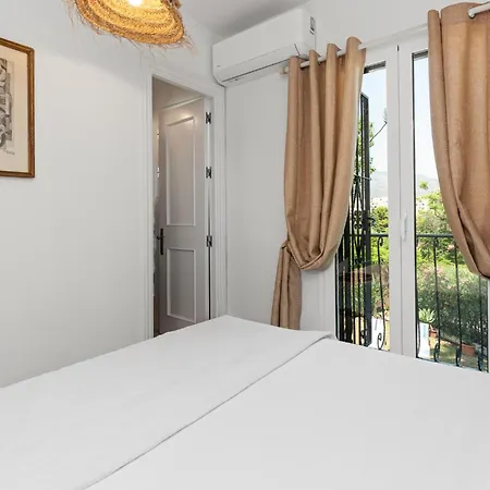 2 Bedroom With Private Pool Near Puerto Banus Villa Marbella