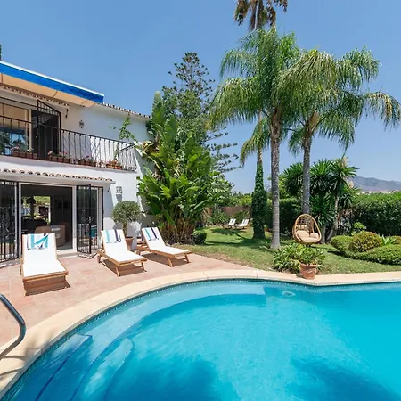 2 Bedroom With Private Pool Near Puerto Banus *