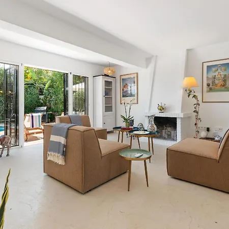 2 Bedroom With Private Pool Near Puerto Banus Marbella