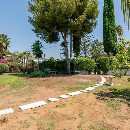 2 Bedroom With Private Pool Near Puerto Banus Marbella