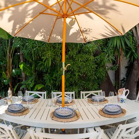 2 Bedroom With Private Pool Near Puerto Banus Villa